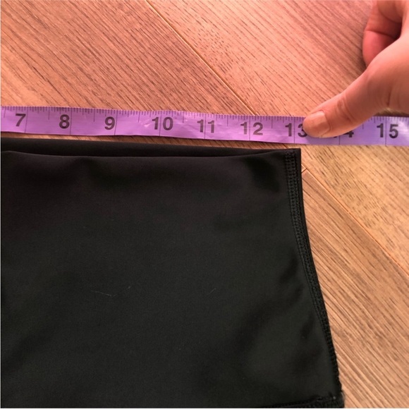 Lululemon Shine Tight (Roll Down) - Picture 5 of 8